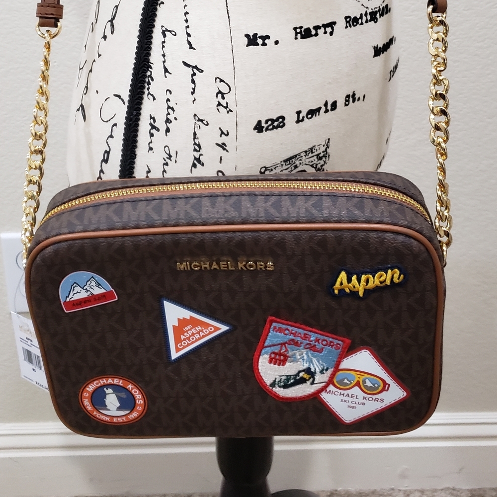 MK Aspen Classic Colorada EW Crossbody